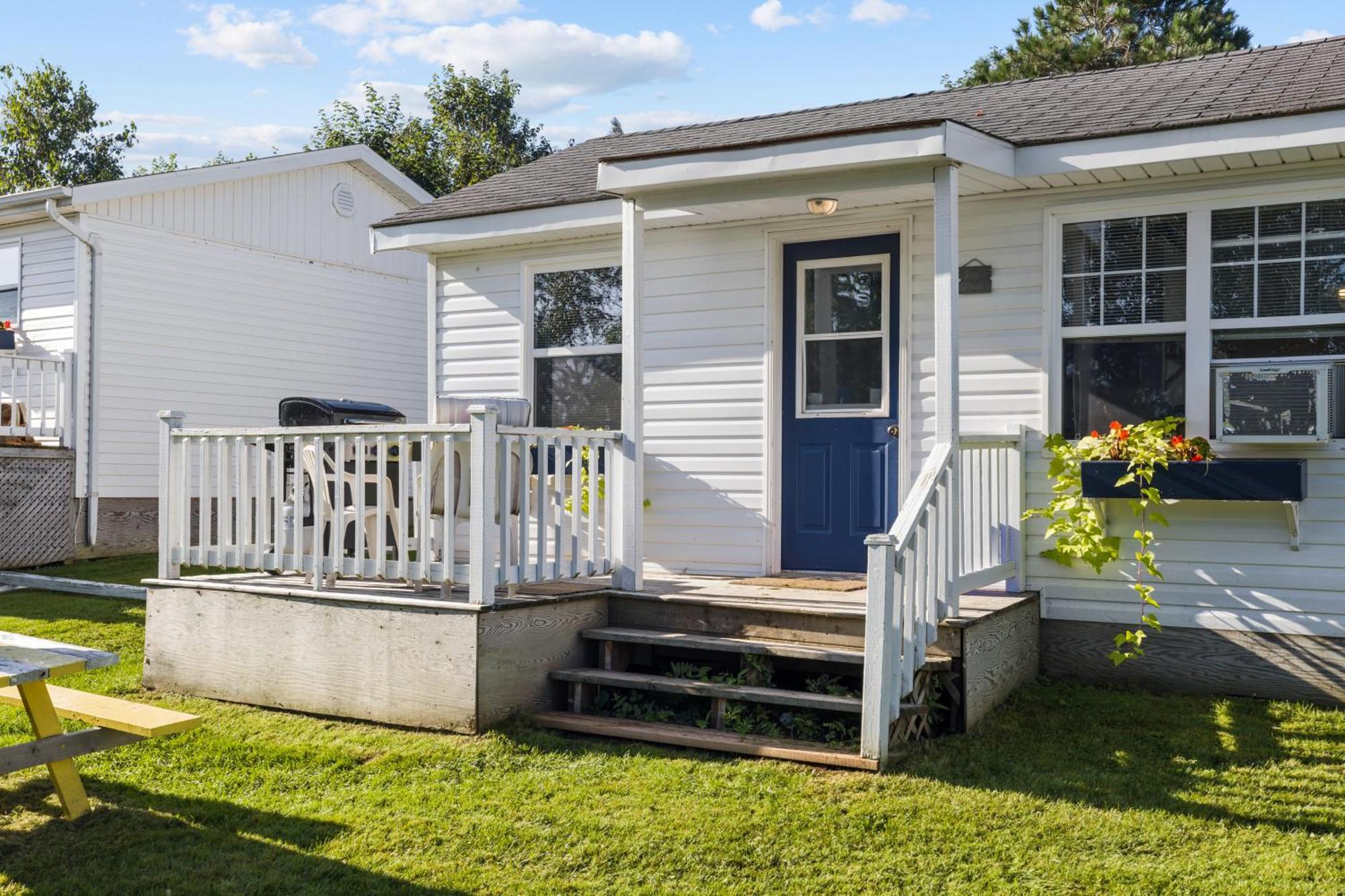 Beach Trees Cottages York Экстерьер фото