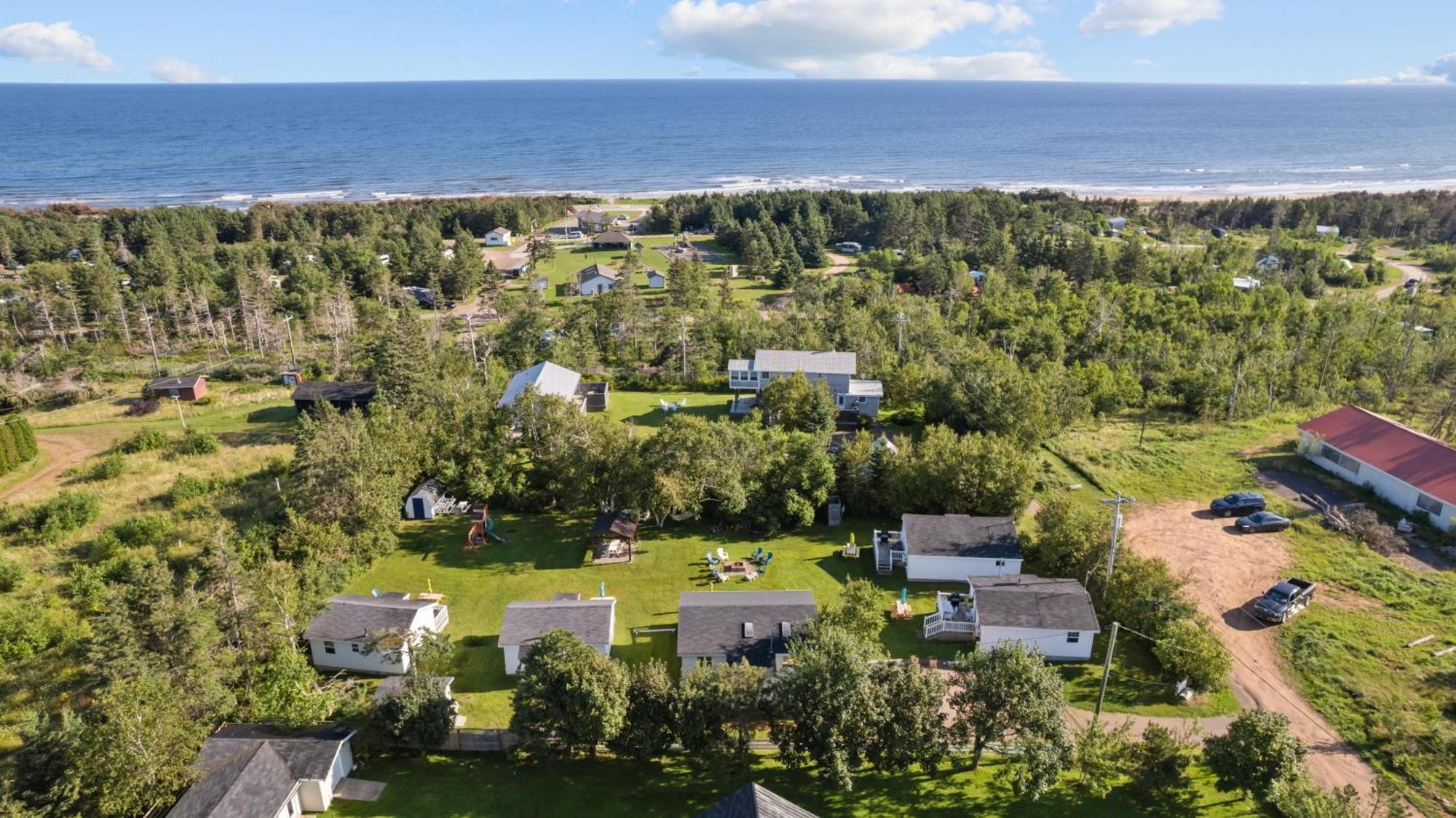 Beach Trees Cottages York Экстерьер фото